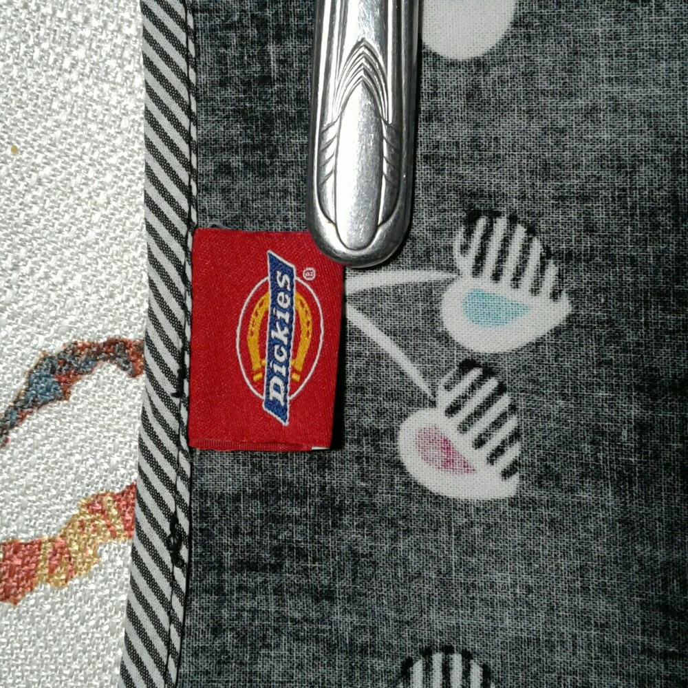 Scrub Top - Picture 2 of 4